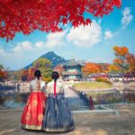 South Korean womens wearing traditional dress